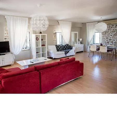 Vila Palmyra *