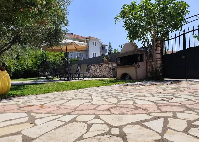 Palmyra * Nydri (Lefkada)